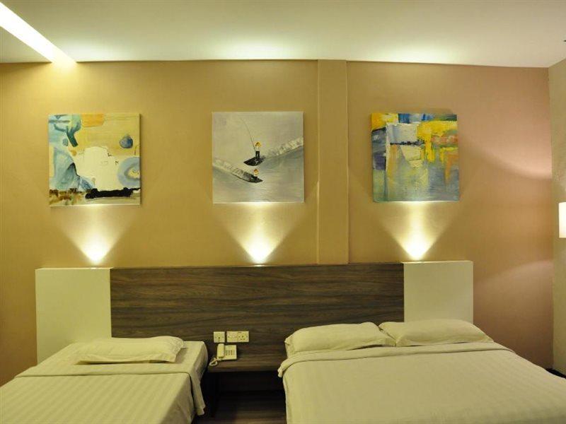 Frazel Inn Hotel Parit Buntar Kültér fotó