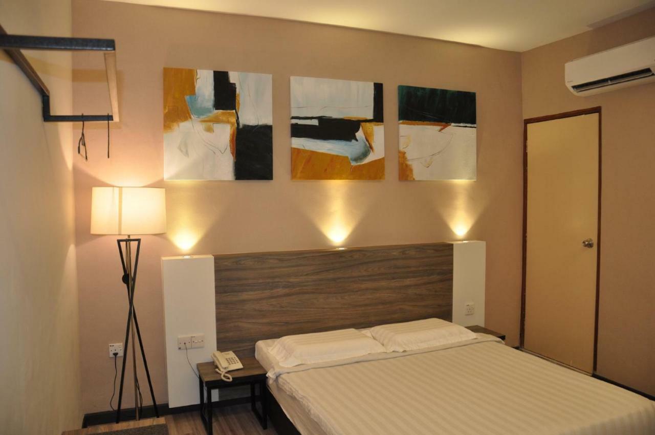Frazel Inn Hotel Parit Buntar Kültér fotó