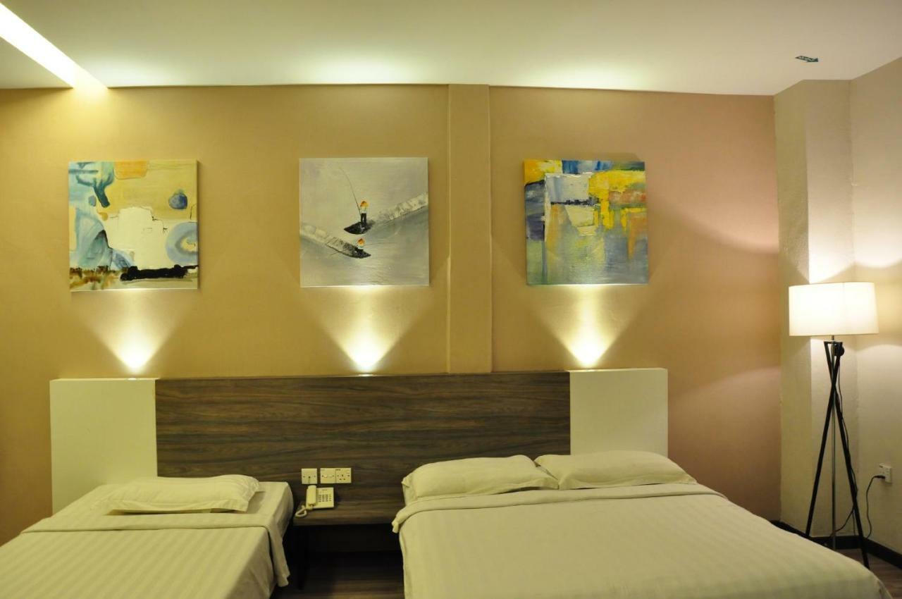 Frazel Inn Hotel Parit Buntar Kültér fotó