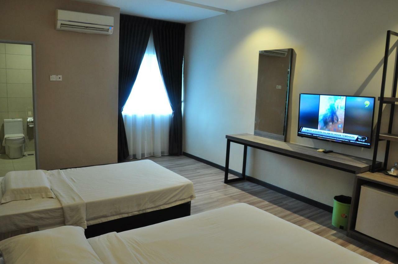 Frazel Inn Hotel Parit Buntar Kültér fotó